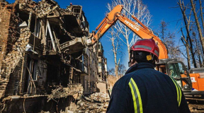 Война, 9 марта. Путин поговорил по телефону с Трампом. В Великом Новгороде ВСУ атаковали химзавод «Акрон». В Харькове — день траура