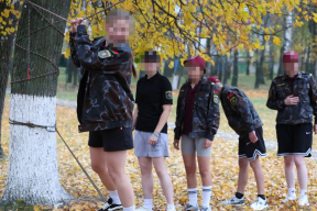 Как власти все больше милитаризуют беларуских детей и подростков