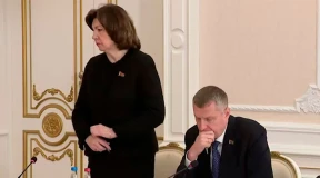 У кого-то «мозгов нет», кто-то «помалкивает». Так Лукашенко сам оценивает высокопоставленных чиновников